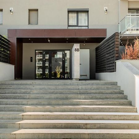 Perfect Stay: Urban Heaven In Aviatiei Business Area Bucareste Exterior foto