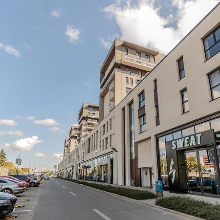 Perfect Stay: Urban Heaven In Aviatiei Business Area Bucareste Exterior foto
